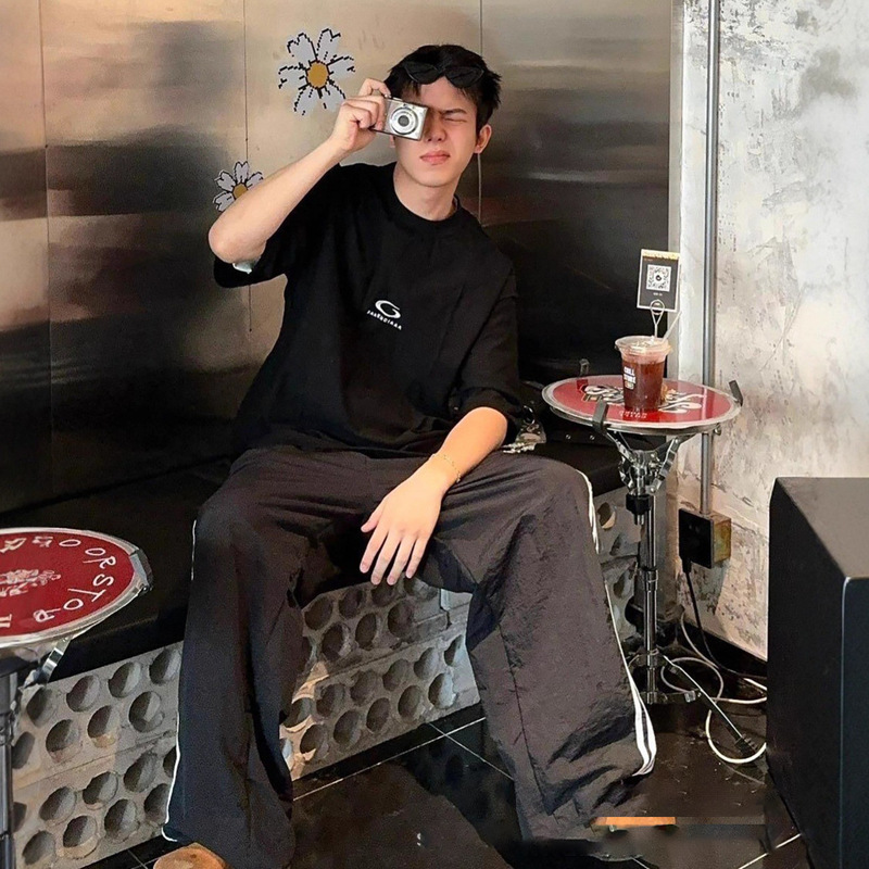 Paris T-Shirt High-End Version 26 New Style Letter Logo Half-Ring Embroidery on the Chest T-Shirt B Brand Unisex Short-Sleeve Top T-Shirt Paris T-Shirt High-End Version 26 New Style Letter Logo Half-Ring Embroidery on the Chest T-Shirt B Brand Unisex Short-Sleeve Top T-Shirt