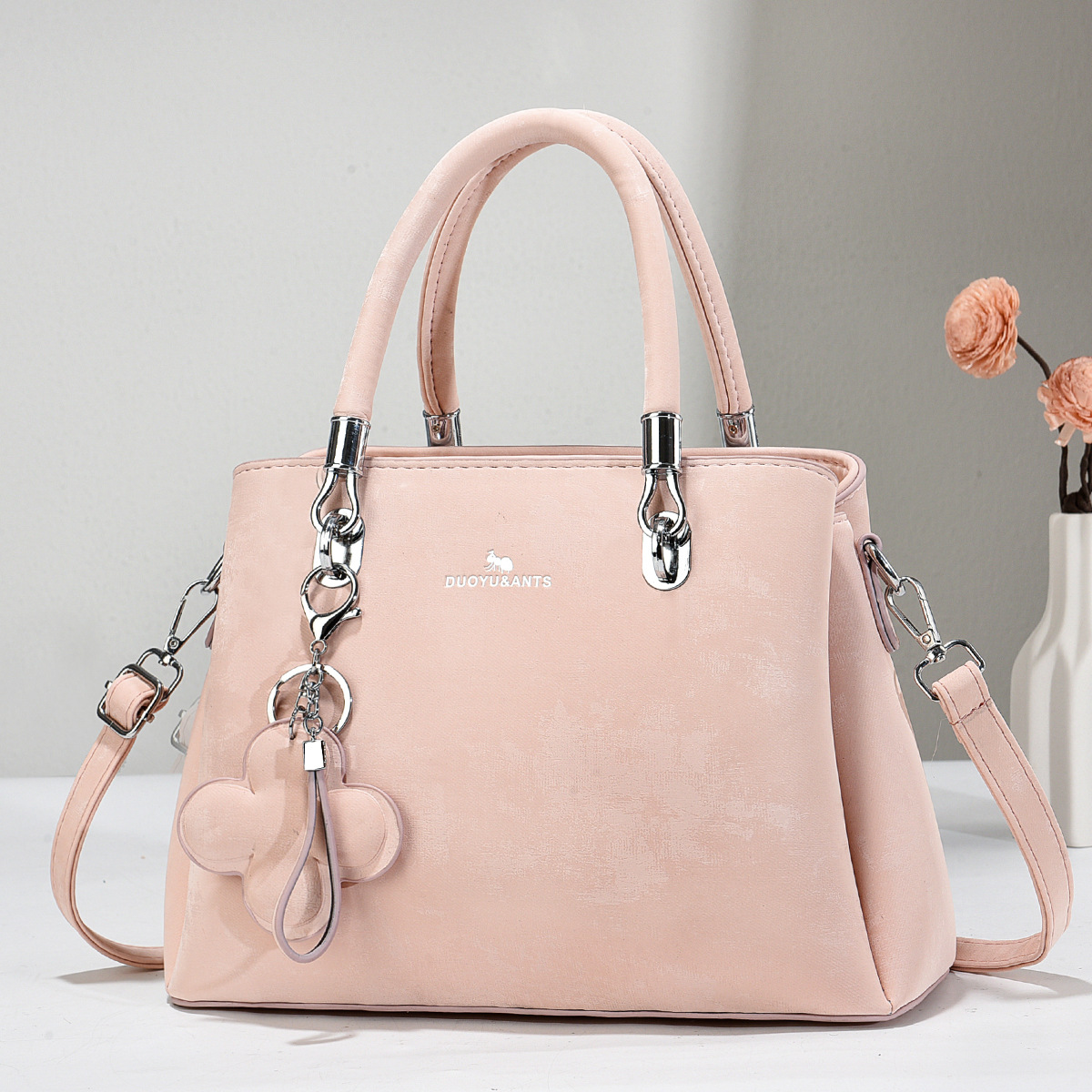 Bolso de mujer 2025 nuevo bolso de mensajero de un solo hombro para mujer bolso portátil de alta calidad práctico de gran capacidad para mujer