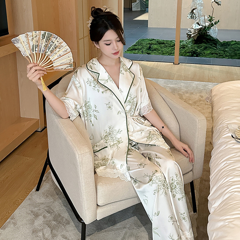 2025 New Designer Ice Silk High-End Green Fruit Collar Lace-Up Women's Pajamas Robe Accessible Luxury Cardigan Home Wear