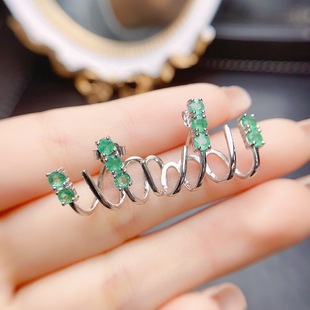 Factory wholesale explosions natural emerald earrings S925 silver inlaid main stone 2*2 selling Europe and the United States a generation of hair