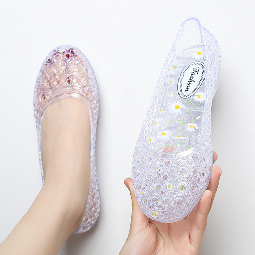 Hollywood Crystal Hollow Low Heel Sandals for Women Summer Outdoor Wear, Mother Fashion Korean Version Jelly Toe Cover Platform Anti-Slip Single Shoes