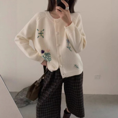 立体刺绣花朵针织开衫女2025秋冬新款设计感甜美减龄毛衣外套上衣