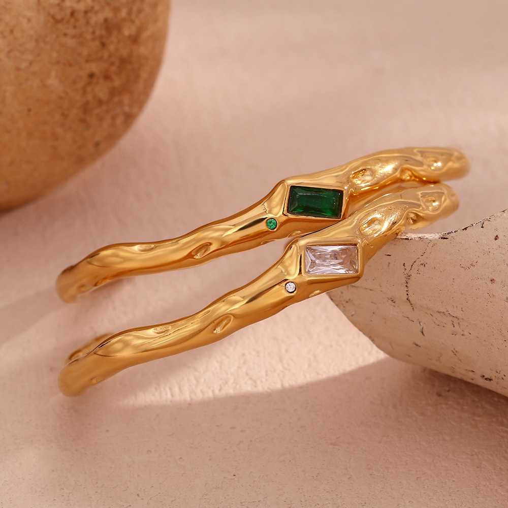 Opening Irregular Rectangular Zircon Bracelet