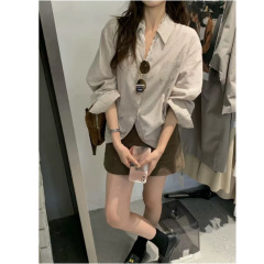 韩系女主！设计感松弛V领蕾丝拼接衬衫秋季百搭V领上衣女