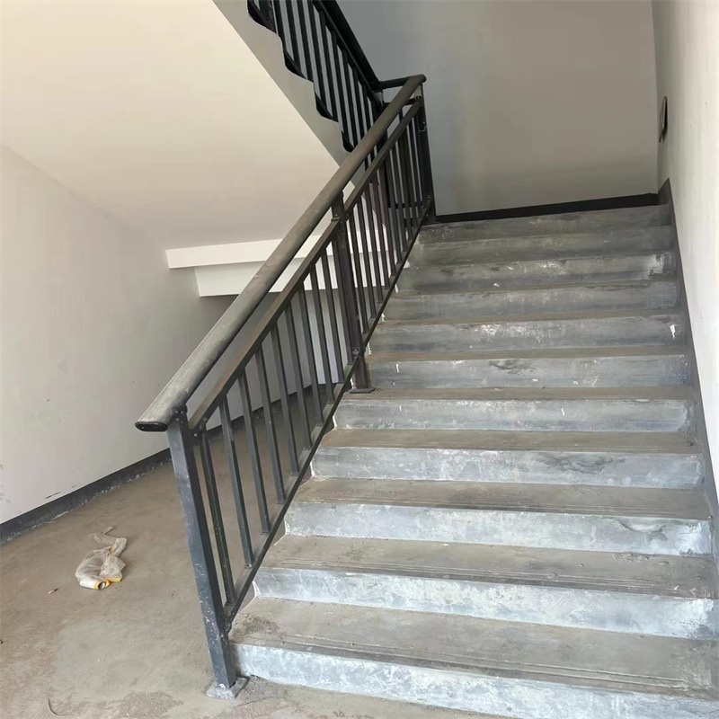 楼梯扶手锌钢楼梯护栏小区别墅楼道楼梯扶手阳台连廊护栏惠州厂家