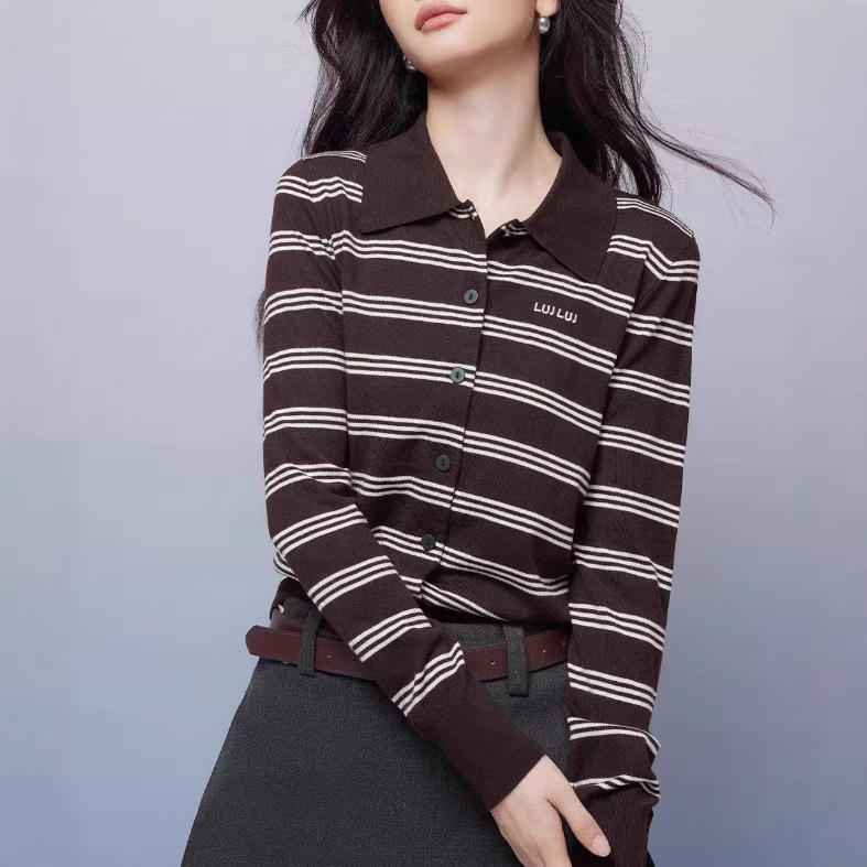 Langwens Color-Block Striped Knit Sweater for Women, 2025 Autumn New French Retro Style, Turn-Down Collar, Straight Cardigan Top Langwens Color-Block Striped Knit Sweater for Women, 2025 Autumn New French Retro Style, Turn-Down Collar, Straight Cardigan Top