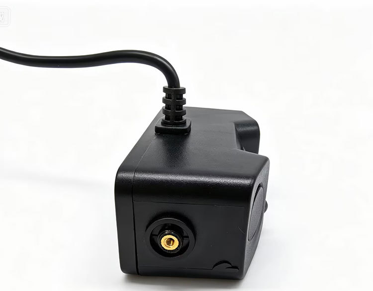 Reversing radar camera 2-in-1 or 3-in-1 with built-in speaker, LED parking system, rearview mirror, and vehicle-mounted sensor probe