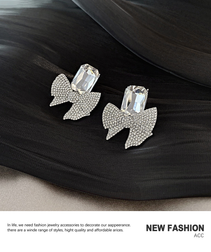 S925 Silver Needle Exaggerated Super Flash Earrings Personality Design Zircon Earrings Wholesale display picture 3