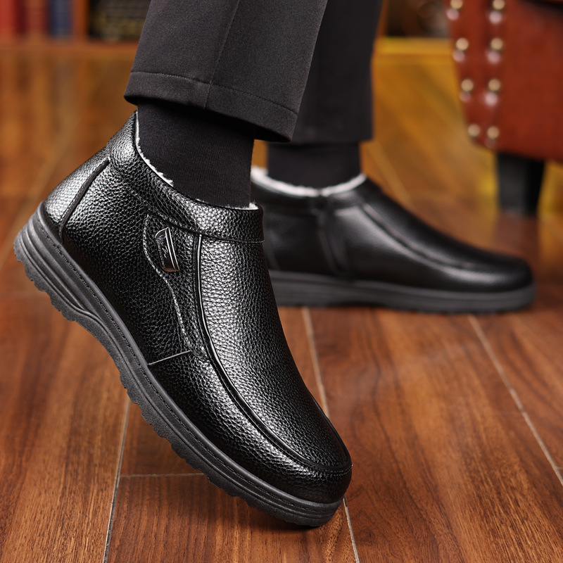 Zapatos casuales de cuero para hombre con forro polar cálido para invierno 2024, con suela suave, con cremallera, botas de algodón sin cordones, zapatos de algodón de caña alta para personas de mediana edad y mayores