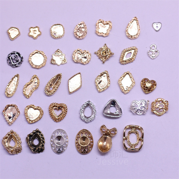 mixed metal accessory for manicure