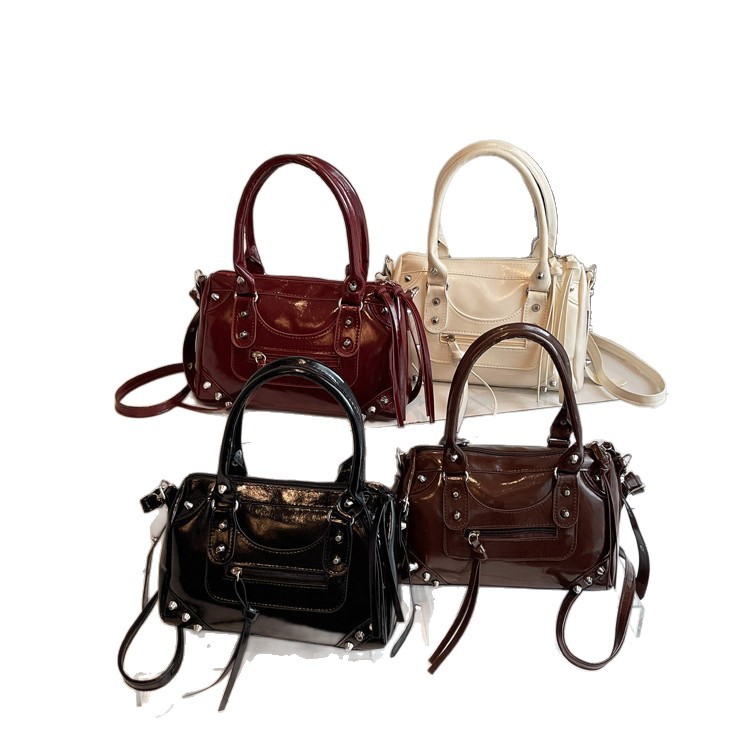 Muñeca transfronteriza bolsas de almohada de clavos de gran capacidad bolsas de mano de hombro