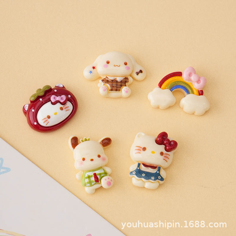 Cute autumn and winter cartoon resin accessories for DIY crafts, blind box plush brooches, and decorative patches for bags and clothing Cute autumn and winter cartoon resin accessories for DIY crafts, blind box plush brooches, and decorative patches for bags and clothing