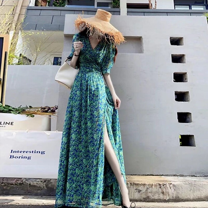 Extended-Length Dress 2026 Summer New Style Chiffon Floral Print Waist-Cinching Slimming Gentle and Flowing Vacation Style Long Dress Extended-Length Dress 2026 Summer New Style Chiffon Floral Print Waist-Cinching Slimming Gentle and Flowing Vacation Style Long Dress