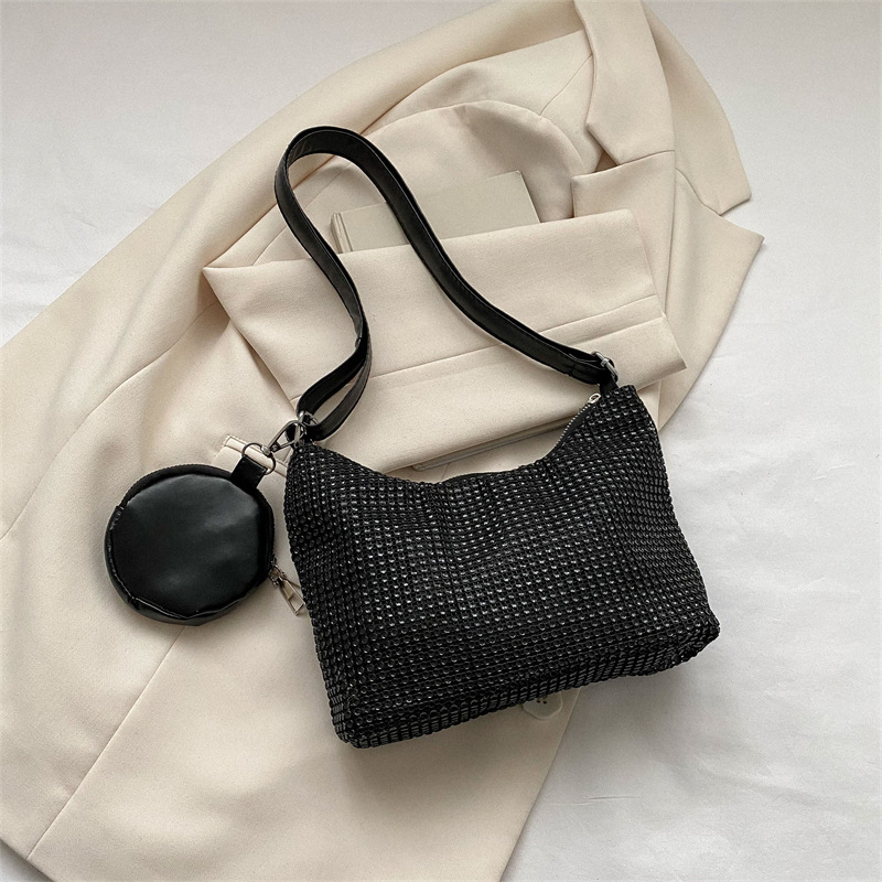 Bolso de mujer de diamantes de imitación texturizado de moda 2023 Verano nuevo bolso pequeño cuadrado Personalidad incrustada en diamantes ins bolso de hombro portátil casual