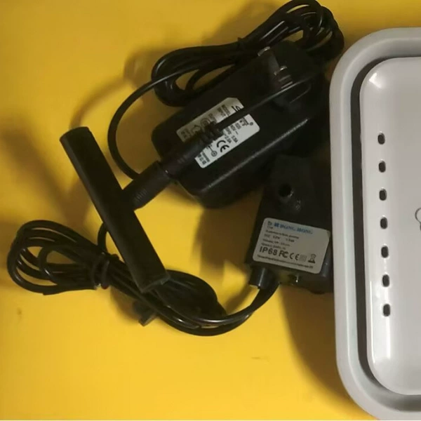 F white (heating, silent, anti-dry burning + plug)
