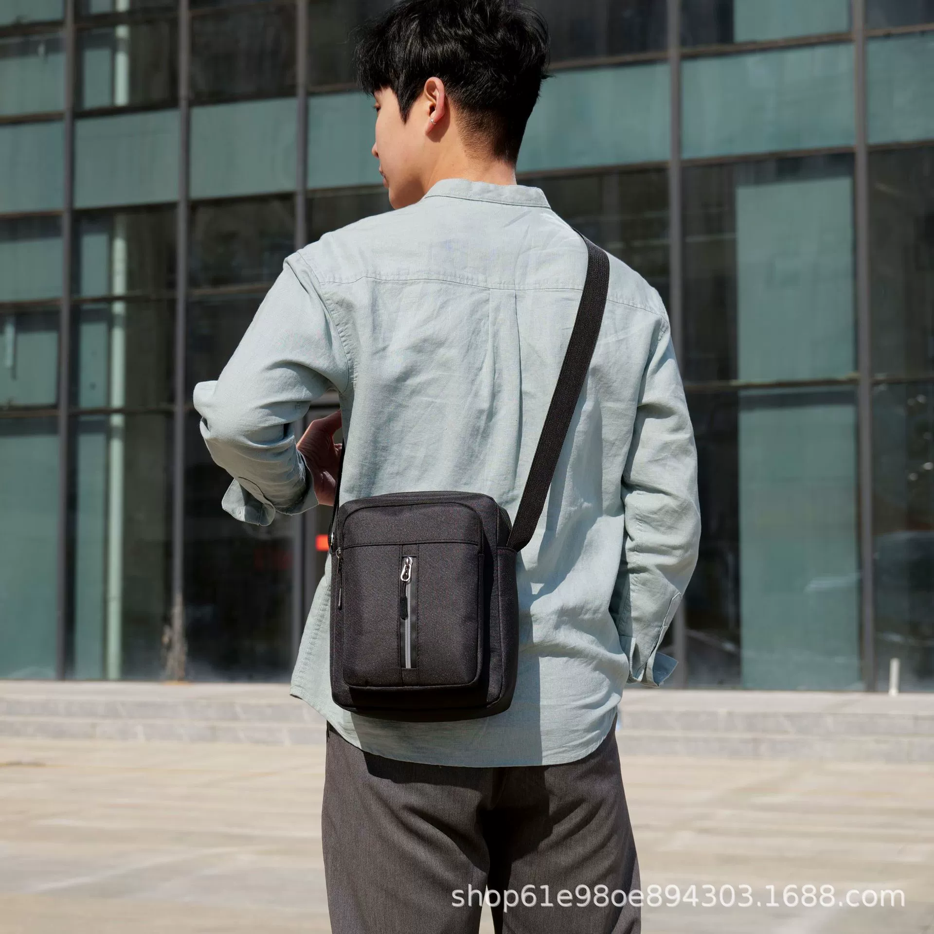 Capacious one-shoulder bag, men's shoulder bag for leisure, backpack, wholesale
