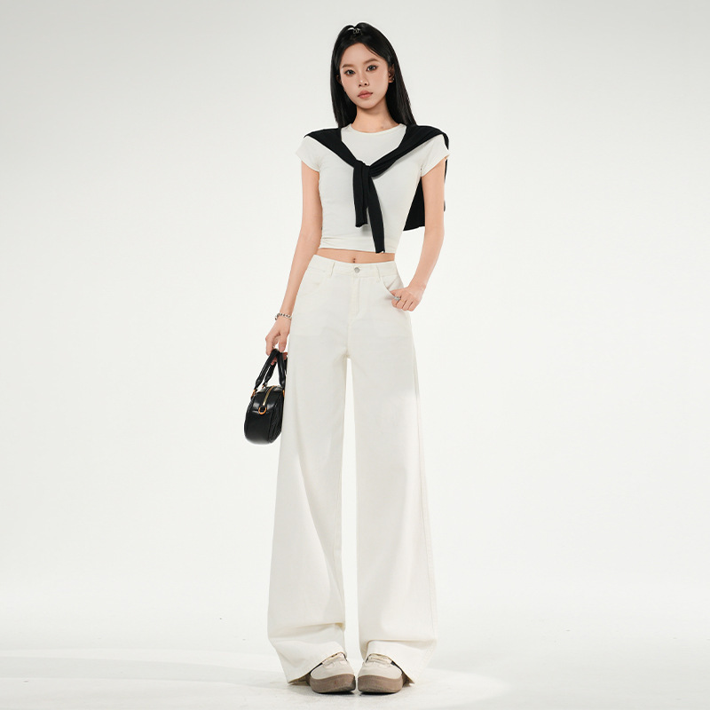 Minimalist High-End Style White High-Waisted Straight-Leg Slimming Jeans for Women