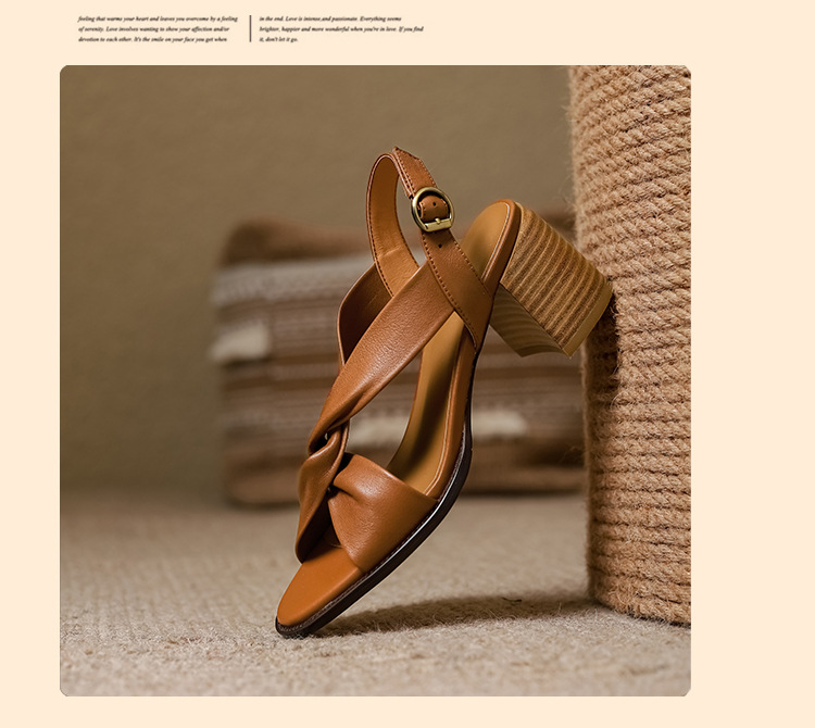 Sandal cao gót nữ da thật hở mũi quai ngang gót dày retro — Màu nâu chi tiết 13