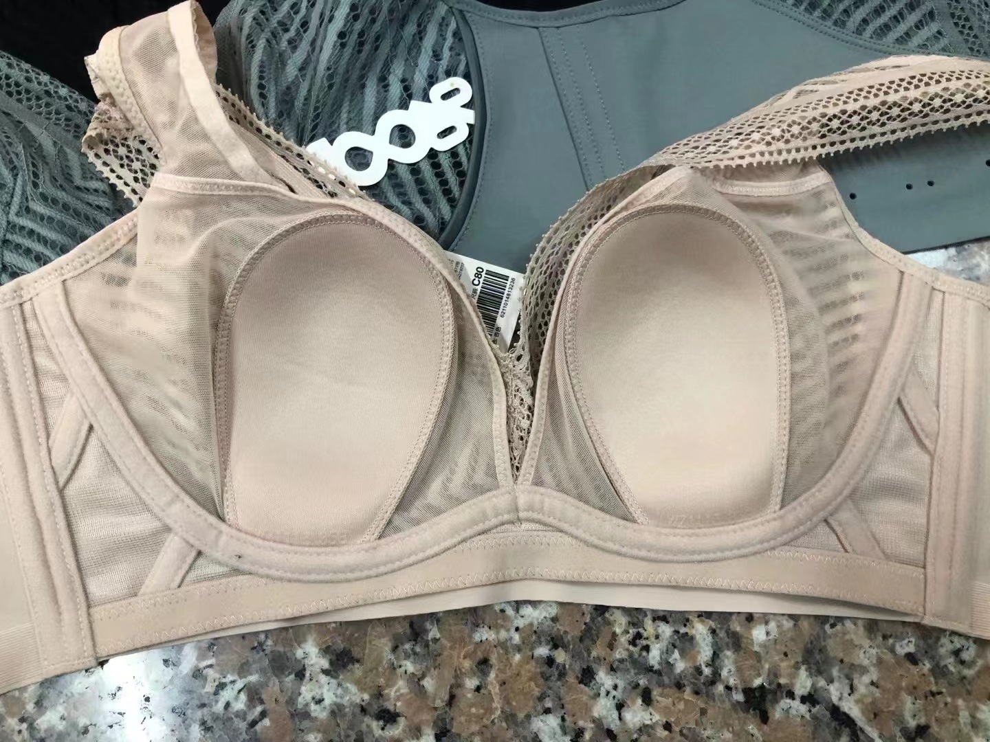 Nueva alta calidad de la Copa de algodón fino transpirable ropa interior de las mujeres de Poli ajustable Orejas de conejo ultra-Delgado sujetador al por mayor
