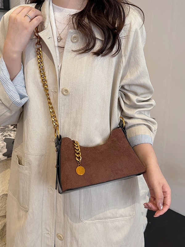 Bolso para mujeres 2025 nuevo estilo europeo y americano retro cross-border bolso de palo de cadena sofisticada sensación de alto nivel bolso de hombro universal