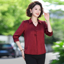羽绒服;连衣裙;时尚休闲套装