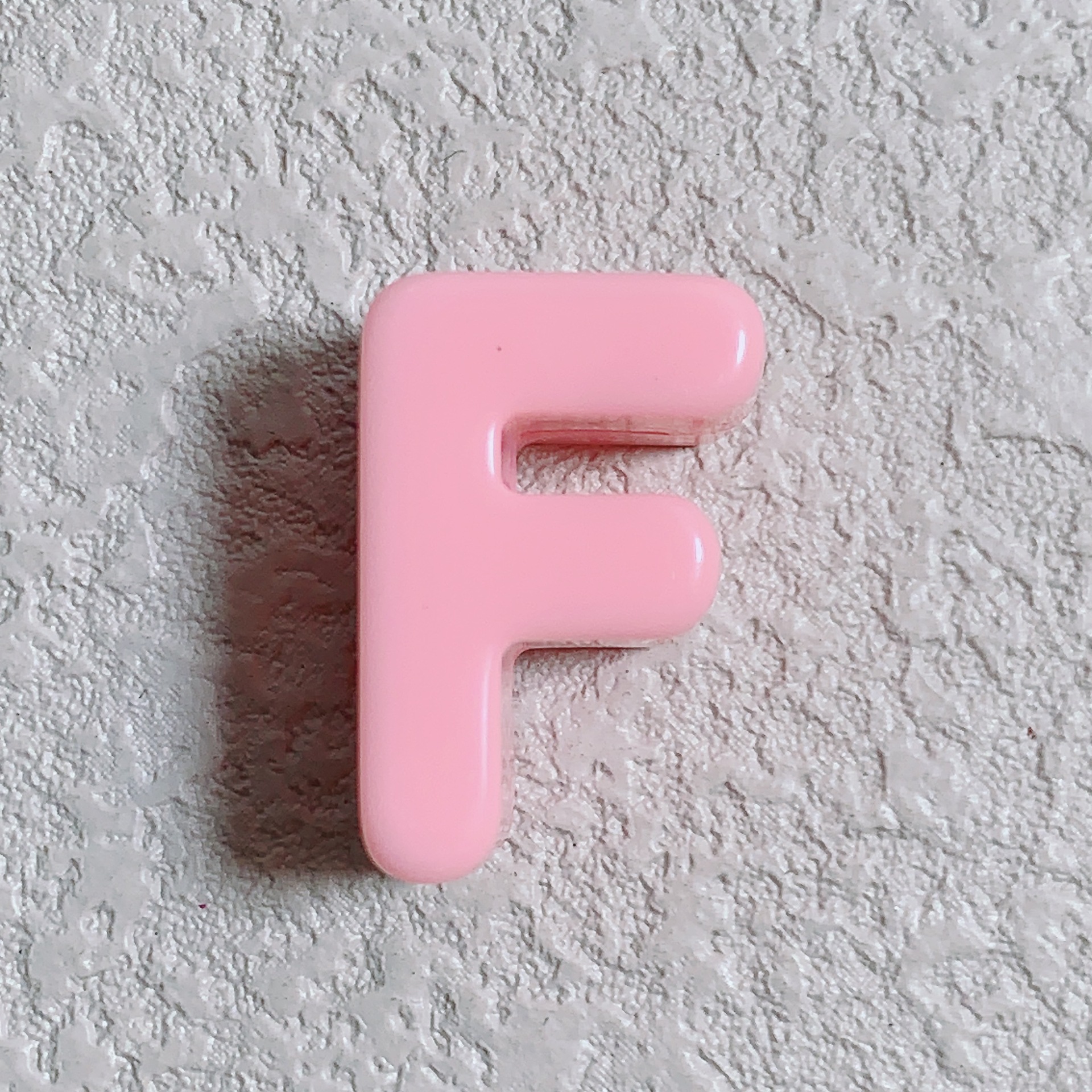F (light pink)