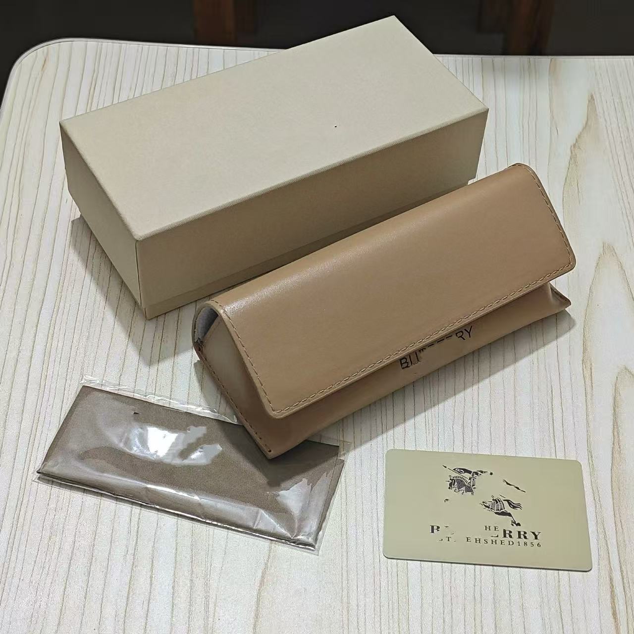 Inventario al por mayor nueva caja de gafas de alta calidad, caja de gafas de sol de alta gama, caja de gafas de sol, caja de paquete completa