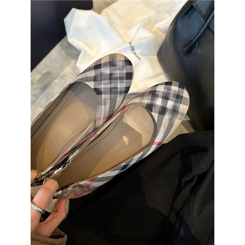 The Same Style for Stay-At-Home Girls~ Retro Style Plaid Shallow-Mouthed Slip-On Mary Jane Commuter Ballet Shoes for Women The Same Style for Stay-At-Home Girls~ Retro Style Plaid Shallow-Mouthed Slip-On Mary Jane Commuter Ballet Shoes for Women