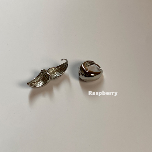 High-end and everyday Evergreen Super Smooth Earrings 2·0 Versatile Minimalist Cold Style Earrings New Earrings