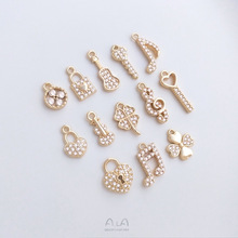 保色14K包金微镶锆石四叶草音符小提琴钥匙锁形吊坠diy饰品小吊饰