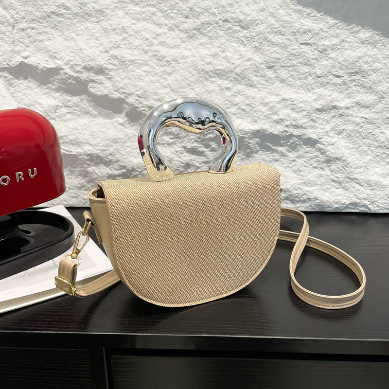 2025春夏新款简约小清新唯美手提包女法式轻奢时尚单肩斜挎马鞍包