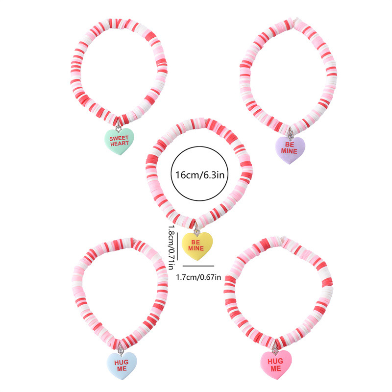 Pulseira com coração e letra e pingente de resina para mulher_voghion.com