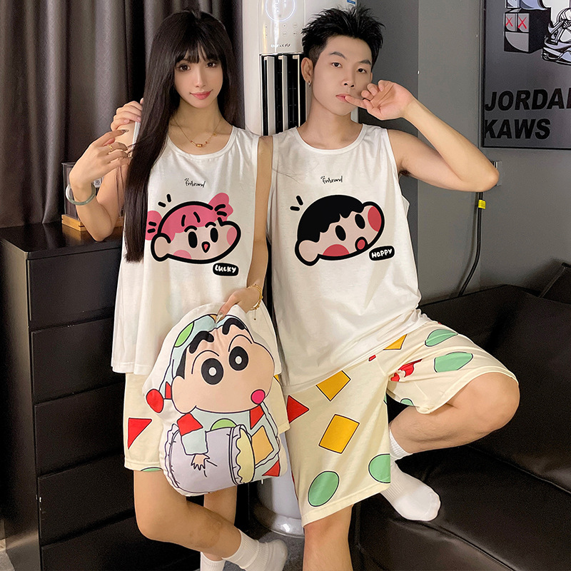 Crayon Shin-chan pijamas de pareja mujeres verano algodón chaleco pantalones cortos estudiantes de dibujos animados lindo traje de servicio a domicilio para hombres