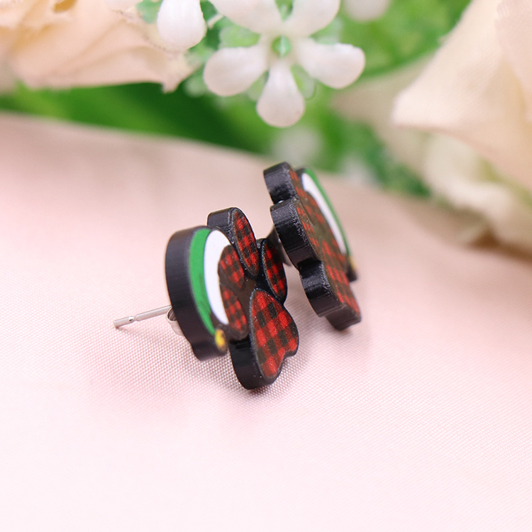 Wholesale Jewelry 1 Pair Fashion Christmas Hat Arylic Ear Studs display picture 5