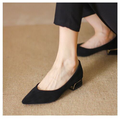 Ankle-high pure color shallow mouth pumps, new autumn fashion, social media trendy, height-increasing, anti-slip, wearable comfortable women's single shoes