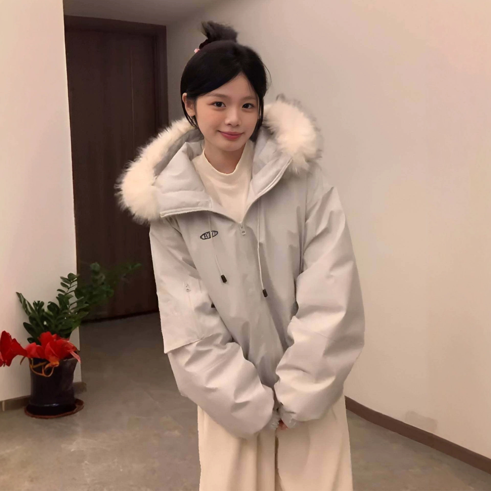 Northeastern style down jacket for women, winter thickened short cotton coat, Korean-style loose workwear jacket, trendy