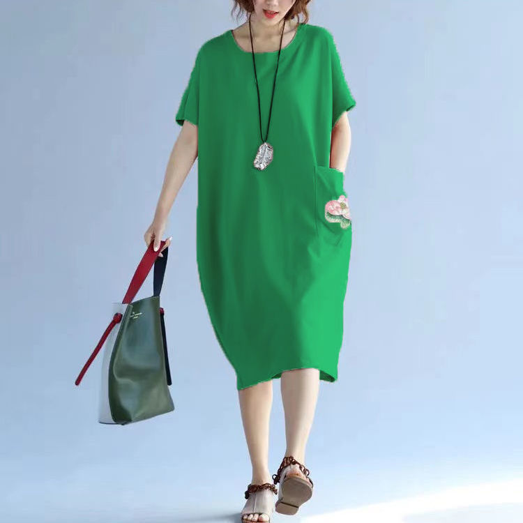 刺绣连衣裙女加大码妈妈装新款睡裙遮肚夏季时尚减龄宽松短袖长裙