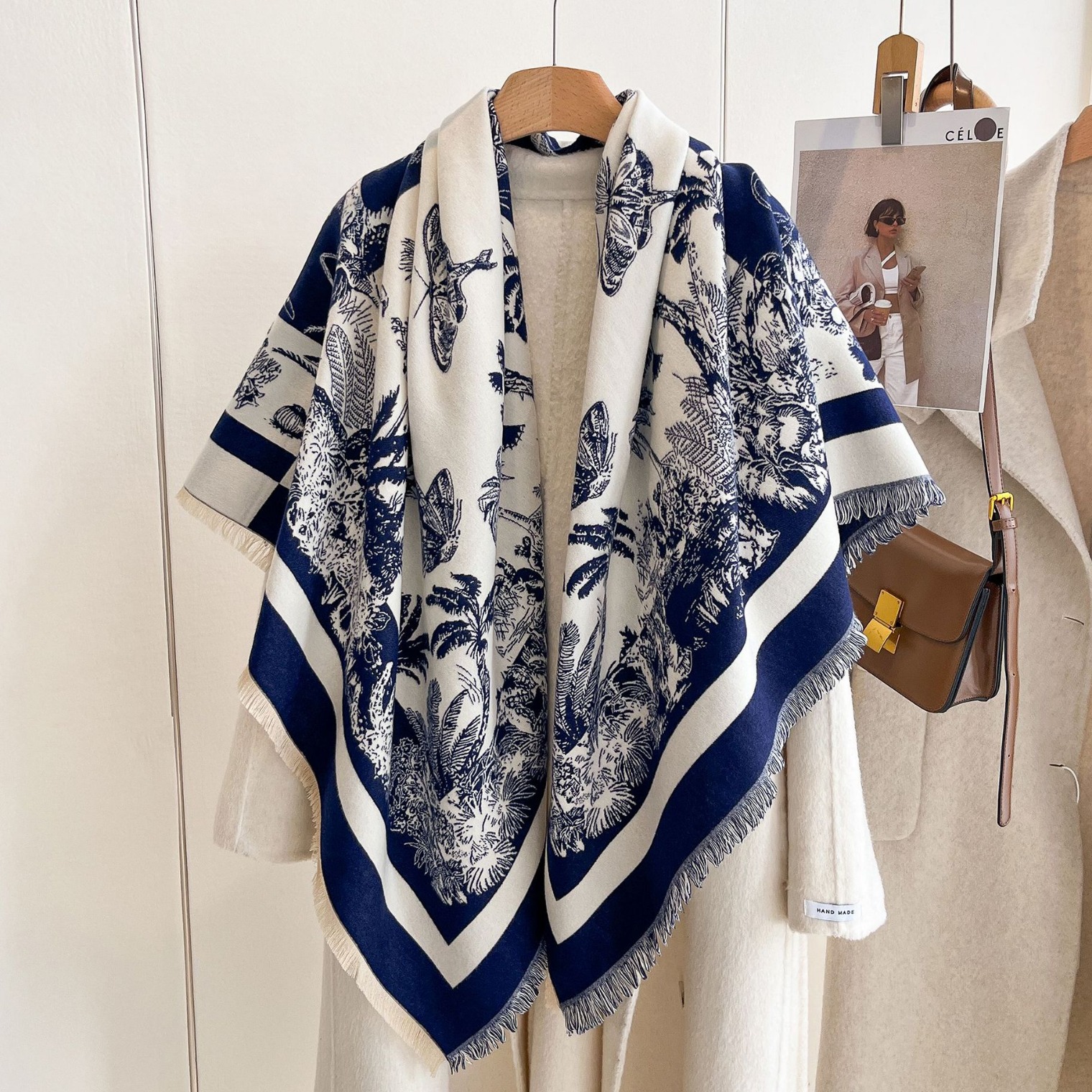 2024 otoño y invierno impresión toallas nuevas mariposas retrógradas elegantes capa decoración chal grueso bufandas cálidas