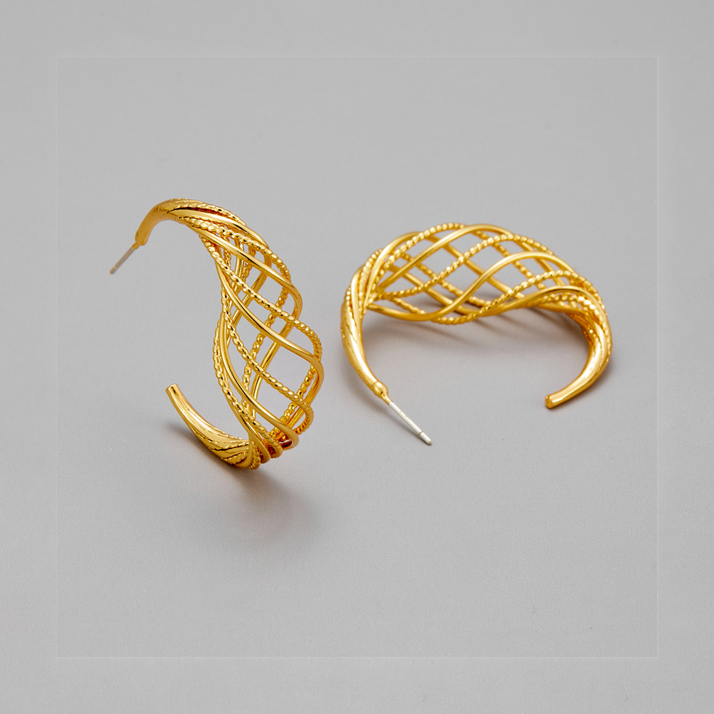 Design-Inspired Geometric Lines, Simple and Versatile Earrings, Retro Fashion, High-End Earrings for Women, S925 Silver Needles