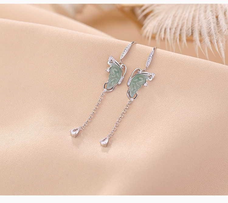 Bông tai nữ bạc S925 mạ vàng hình bướm ngọc bích tua rua tinh tế — Màu vàng chi tiết 4