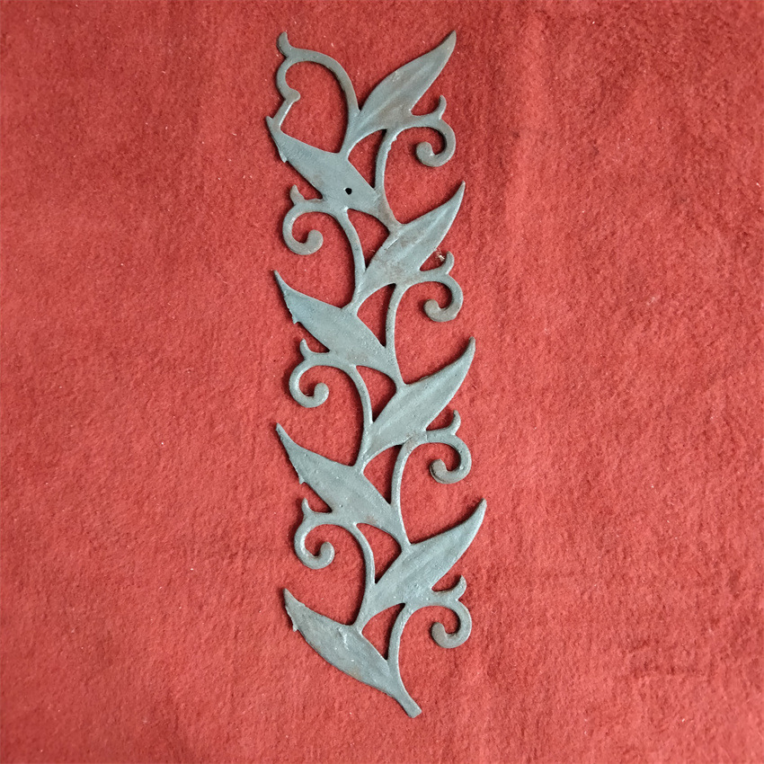 铸铁楼梯围栏装饰花锻打楼梯花组装式楼梯装饰花铸铁枪尖铸铁圆圈