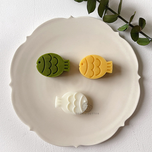 20g 30g small fish mung bean cake mold Mid-Autumn Festival cartoon fat fish small animal mooncake mold household baking tools