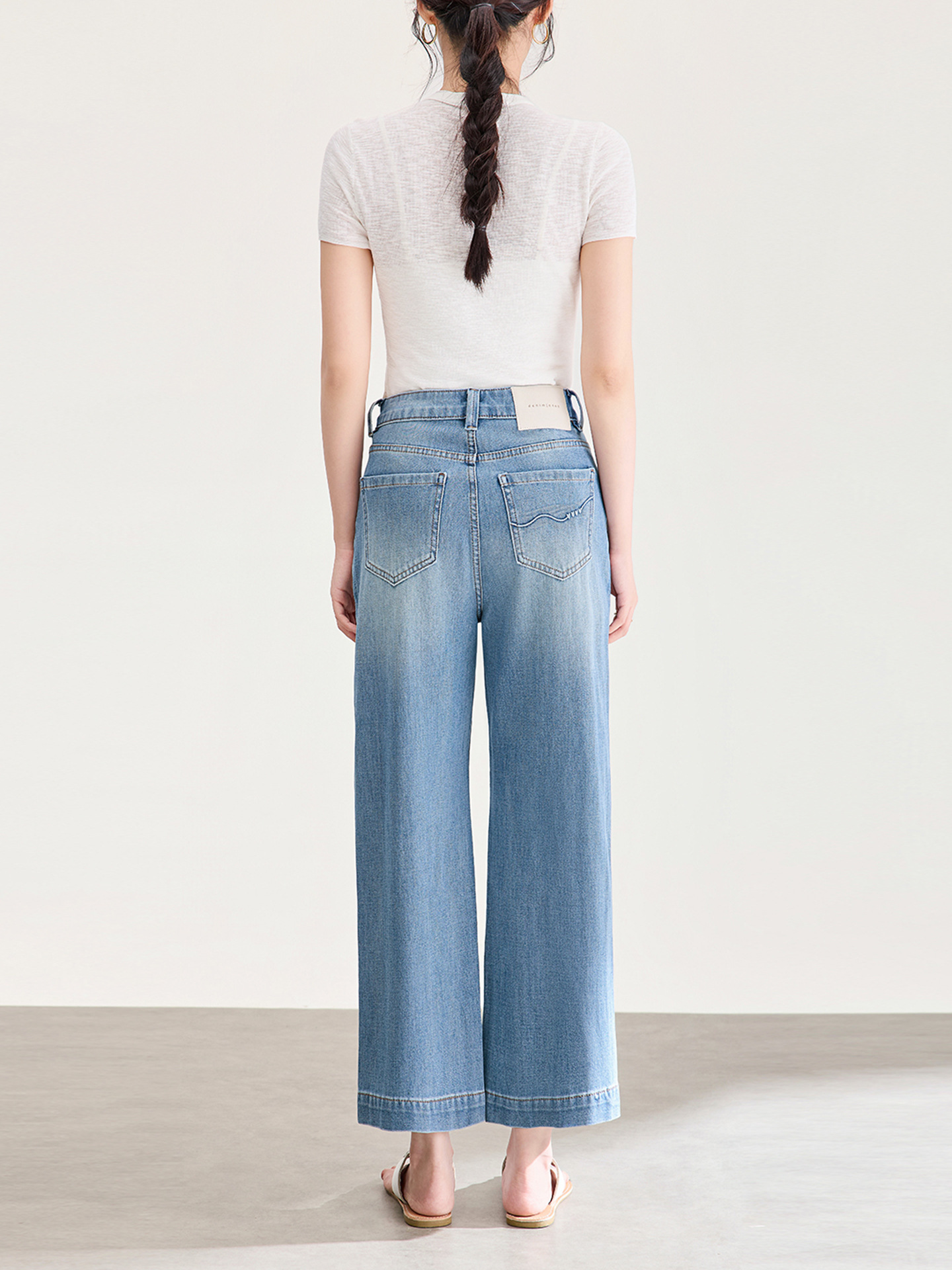 Quần jean nữ cạp cao ống rộng chất liệu cotton pha sợi co giãn mềm mại — xanh lam