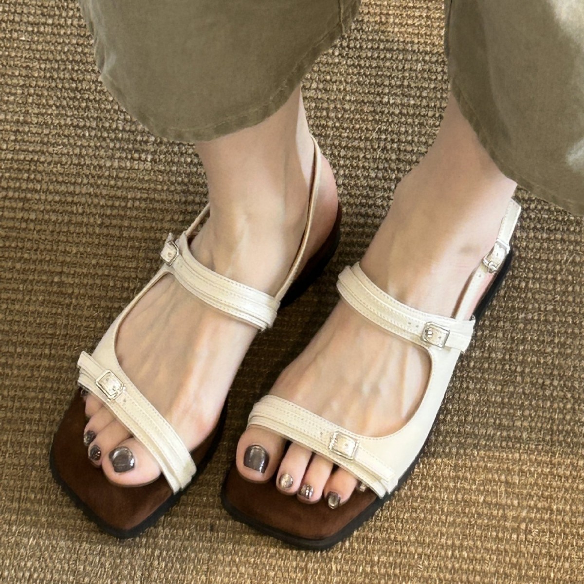 Summer fashionable retro universal breathable sandals with a strap…