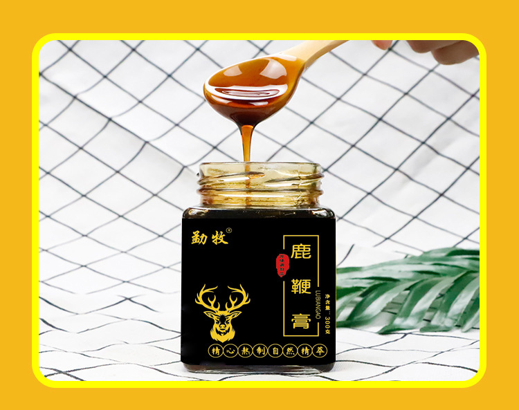 Deer Penis Paste Lu Bian Gao Traditional TCM Wellness Paste 300g Bottle preparation