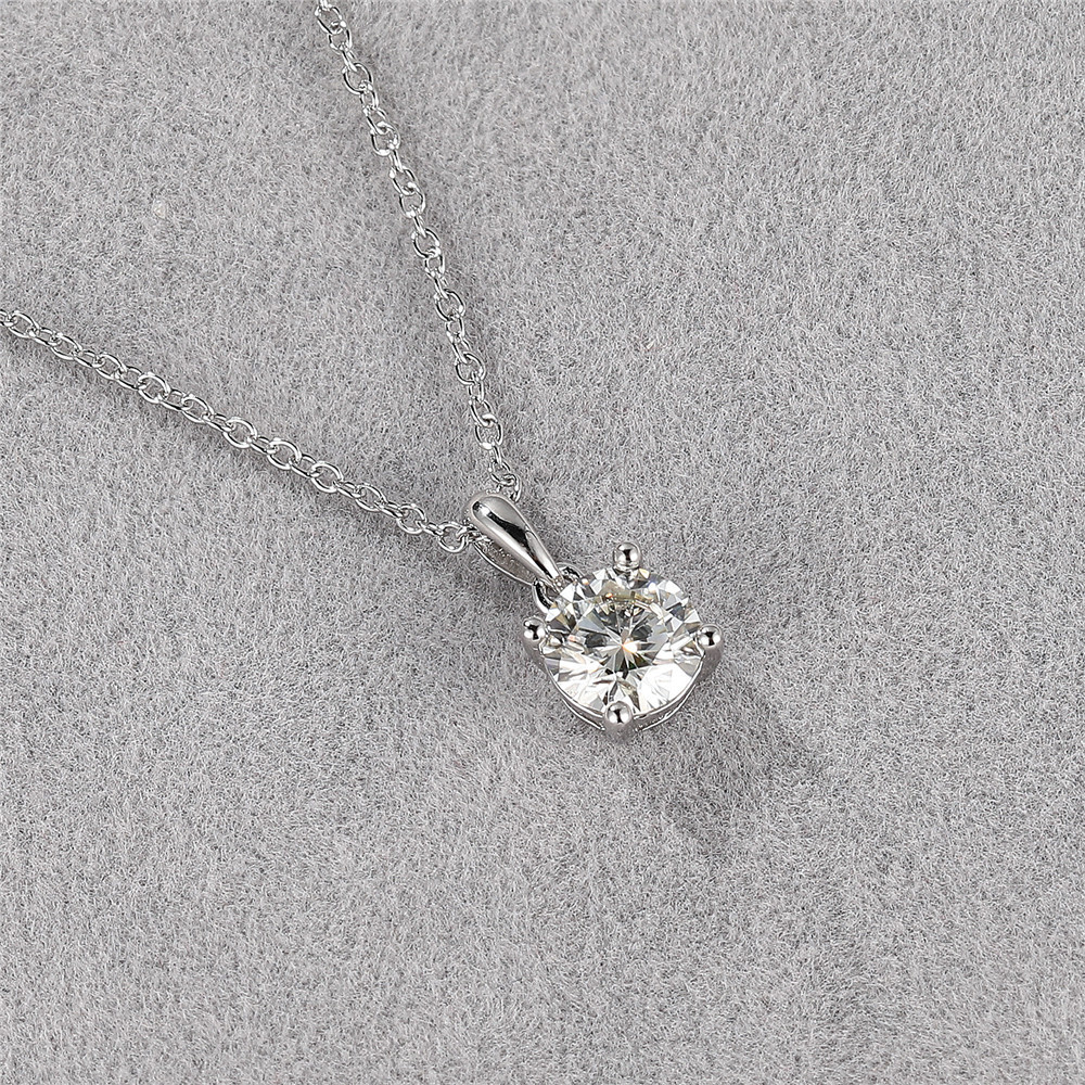 925 Sterling Silver Material 925 Sterling Silver Moissanite GRA Plating Inlay Geometric Pendant Necklace