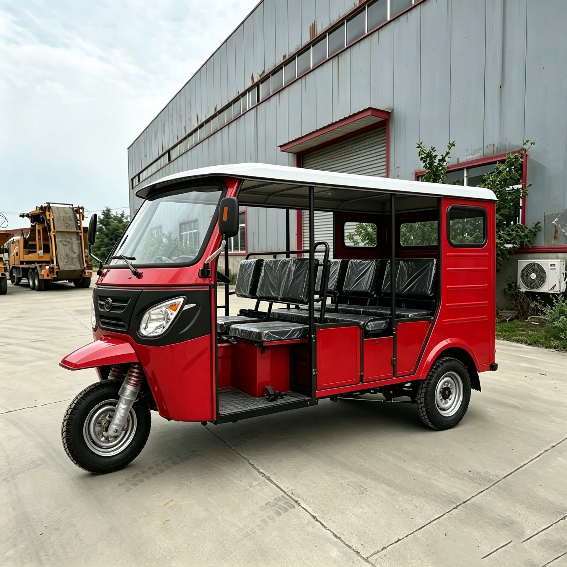 New passenger-carrying three-wheeled transport vehicle, multi-seater passenger-carrying fuel-powered tricycle for urban and rural commuting, short-distance red model