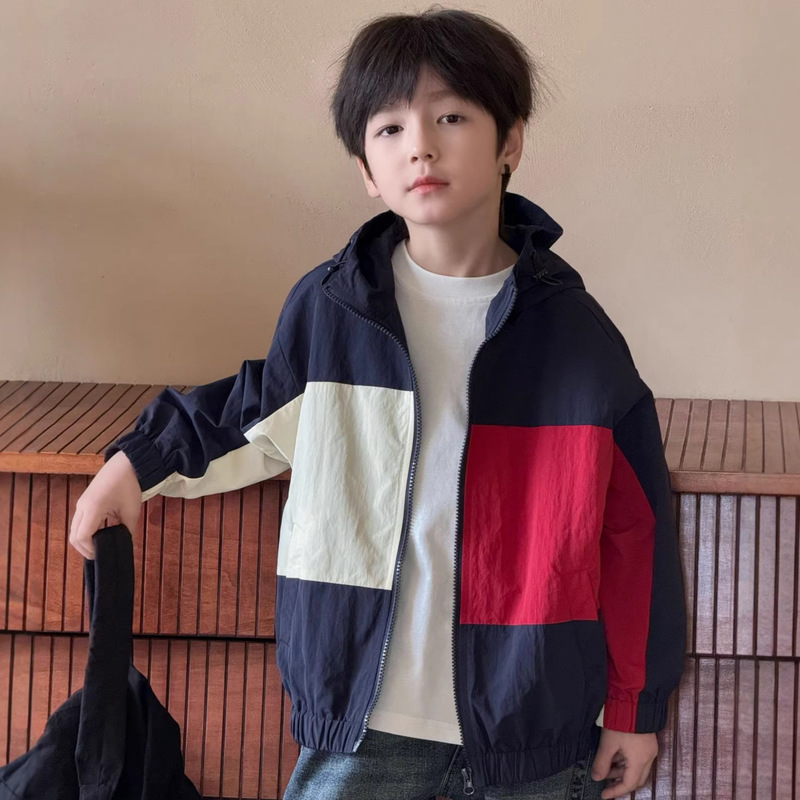 2026 Spring New Boys' Jacket European and American Style Color-Blocked Hooded Zip-Up Jacket Trendy Children's Clothing 2026 Spring New Boys' Jacket European and American Style Color-Blocked Hooded Zip-Up Jacket Trendy Children's Clothing