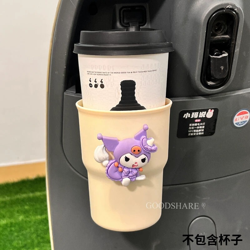 電気自動車ウォーターカップホルダー、パンチフリー、ぶら下げ式、手ぶれ防止、かわいい漫画クレヨンしんちゃんバッテリーカーカップホルダー収納アーティファクト|undefined