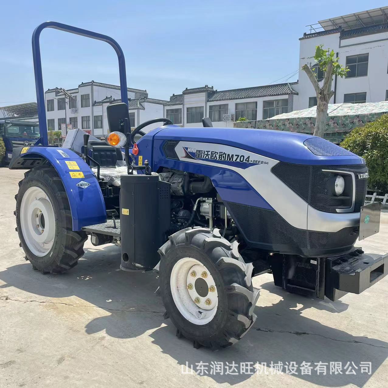 雷沃大棚王四驱拖拉机 多种型号水旱田四驱耕地机 小型拖拉机多少